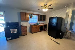 1081 Creek Rd, Pierpont, OH 44082 - Photo 2