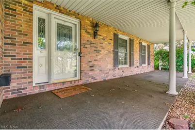 2211 Hunting Valley Street NW, North Canton, OH 44720 - Photo 4