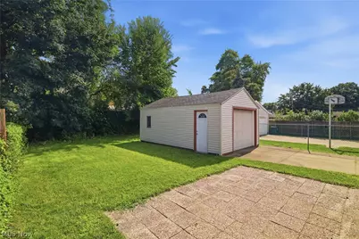 2536 Albrecht Avenue, Akron, OH 44312 - Photo 38