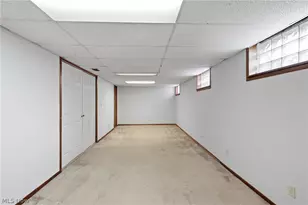 2536 Albrecht Ave, Akron, OH 44312 - Photo 32