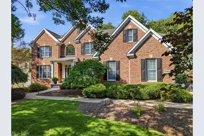 780 S Sussex Court, Aurora, OH 44202 - Photo 2