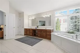 780 S Sussex Ct, Aurora, OH 44202 - Photo 28