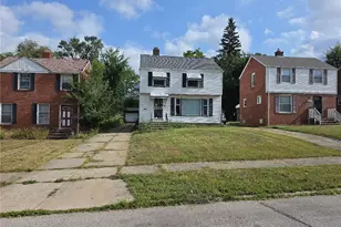 17425 Throckley Ave, Loveland, OH 44128 - Photo 2
