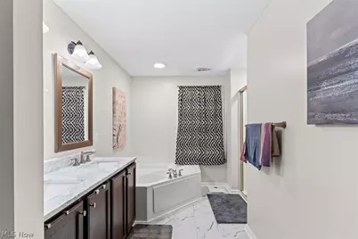 137 Colonial Drive, Painesville, OH 44077 - Photo 20