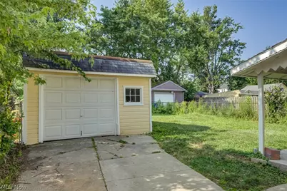 13117 Wilton Avenue, Loveland, OH 44135 - Photo 2