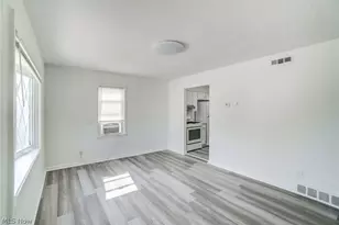 13117 Wilton Ave, Loveland, OH 44135 - Photo 8