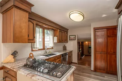 5036 Parkhaven Avenue NE, Canton, OH 44705 - Photo 14