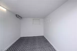 320 Oak St, Uhrichsville, OH 44683 - Photo 30