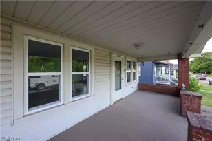 320 Oak St, Uhrichsville, OH 44683 - Photo 8