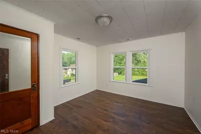 320 Oak Street, Uhrichsville, OH 44683 - Photo 22