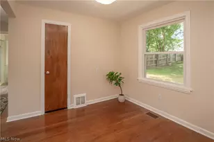 1231 Bordner Ave SW, Canton, OH 44710 - Photo 8
