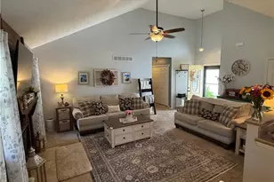 320 Kent St, Wellington, OH 44090 - Photo 8