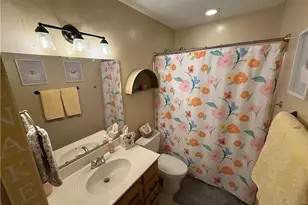 320 Kent St, Wellington, OH 44090 - Photo 22