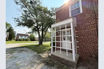 2319 Broad Boulevard, Cuyahoga Falls, OH 44223 - Photo 30