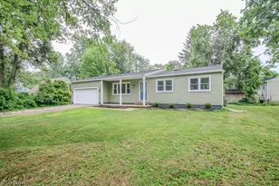 1729 Falkirk Rd, Madison, OH 44057 - Photo 2