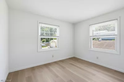 2245 Richmond Road, Cuyahoga Falls, OH 44221 - Photo 24