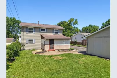 2245 Richmond Road, Cuyahoga Falls, OH 44221 - Photo 2
