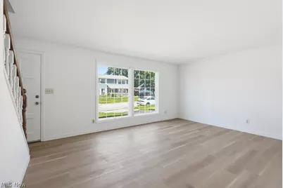 2245 Richmond Road, Cuyahoga Falls, OH 44221 - Photo 16
