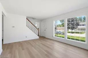 2245 Richmond Rd, Cuyahoga Falls, OH 44221 - Photo 4
