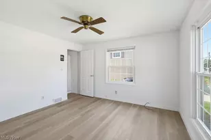2245 Richmond Rd, Cuyahoga Falls, OH 44221 - Photo 6