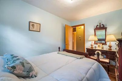 3112 N Bender Avenue, Akron, OH 44319 - Photo 16