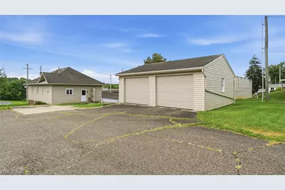 2005 E Wheeling Avenue, Cambridge, OH 43725 - Photo 48