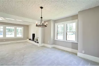1102 Diagonal Road, Akron, OH 44320 - Photo 12
