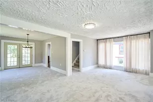 1102 Diagonal Rd, Akron, OH 44320 - Photo 10