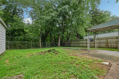 1237 Easton Drive, Akron, OH 44310 - Photo 24