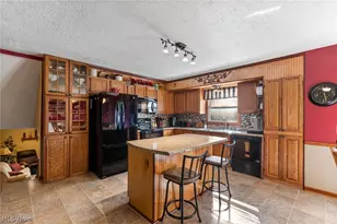 9234 Bailey Rd NE, Bolivar, OH 44612 - Photo 4