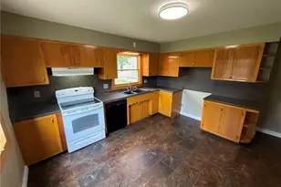 928 S Broadway St, New Philadelphia, OH 44663 - Photo 10