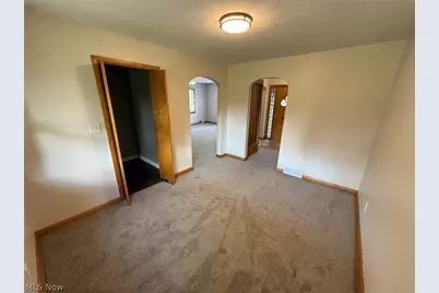 928 S Broadway Street, New Philadelphia, OH 44663 - Photo 8