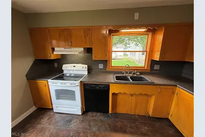 928 S Broadway Street, New Philadelphia, OH 44663 - Photo 14