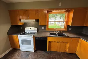 928 S Broadway St, New Philadelphia, OH 44663 - Photo 14