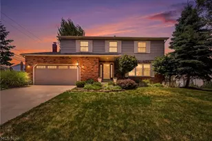 7000 Drexel Dr, Green Hills, OH 44131 - Photo 1