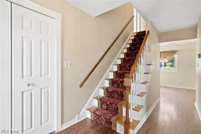 7000 Drexel Drive, Green Hills, OH 44131 - Photo 6