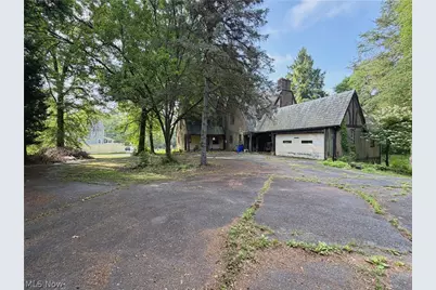 946 Park Boulevard W, East Liverpool, OH 43920 - Photo 2