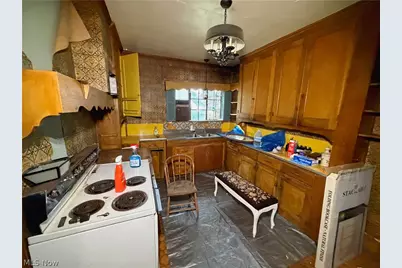 946 Park Boulevard W, East Liverpool, OH 43920 - Photo 22