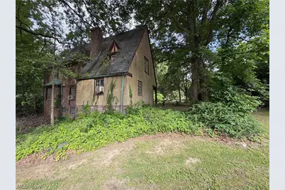 946 Park Boulevard W, East Liverpool, OH 43920 - Photo 12
