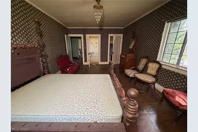 946 Park Boulevard W, East Liverpool, OH 43920 - Photo 30