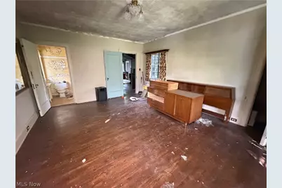 946 Park Boulevard W, East Liverpool, OH 43920 - Photo 28
