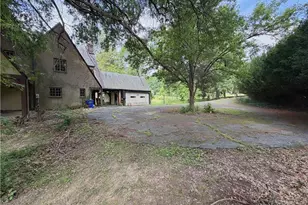 946 Park Blvd W, East Liverpool, OH 43920 - Photo 14