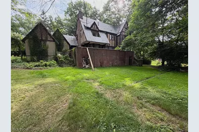 946 Park Boulevard W, East Liverpool, OH 43920 - Photo 8