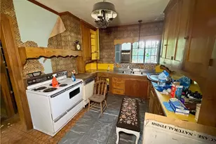 946 Park Blvd W, East Liverpool, OH 43920 - Photo 16