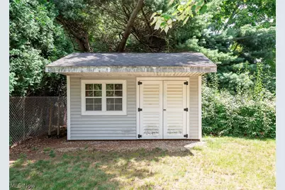 241 Kent Circle NE, New Philadelphia, OH 44663 - Photo 6