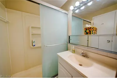 12520 Edgewater Drive #210, Oakwood, OH 44107 - Photo 18