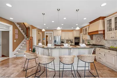 10611 Castle Pines Circle, Concord Twp, OH 44077 - Photo 12