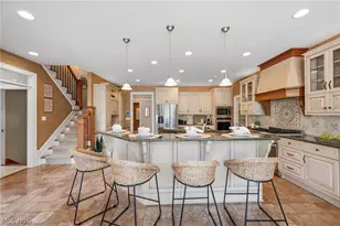10611 Castle Pines Cir, Concord Twp, OH 44077 - Photo 12