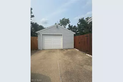3741 Argonne Street, Mogadore, OH 44260 - Photo 6