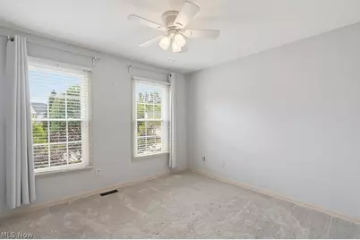 533 Continental Drive, Sagamore Hills, OH 44067 - Photo 32